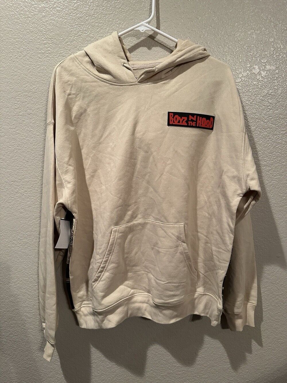 NWOT Boyz N The Hood Doughboy Beige Graphic Pullover Hoodie Adult L